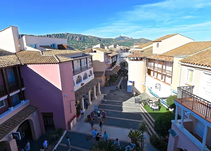 Le Village - C1201 By Interhome Lägenhet *